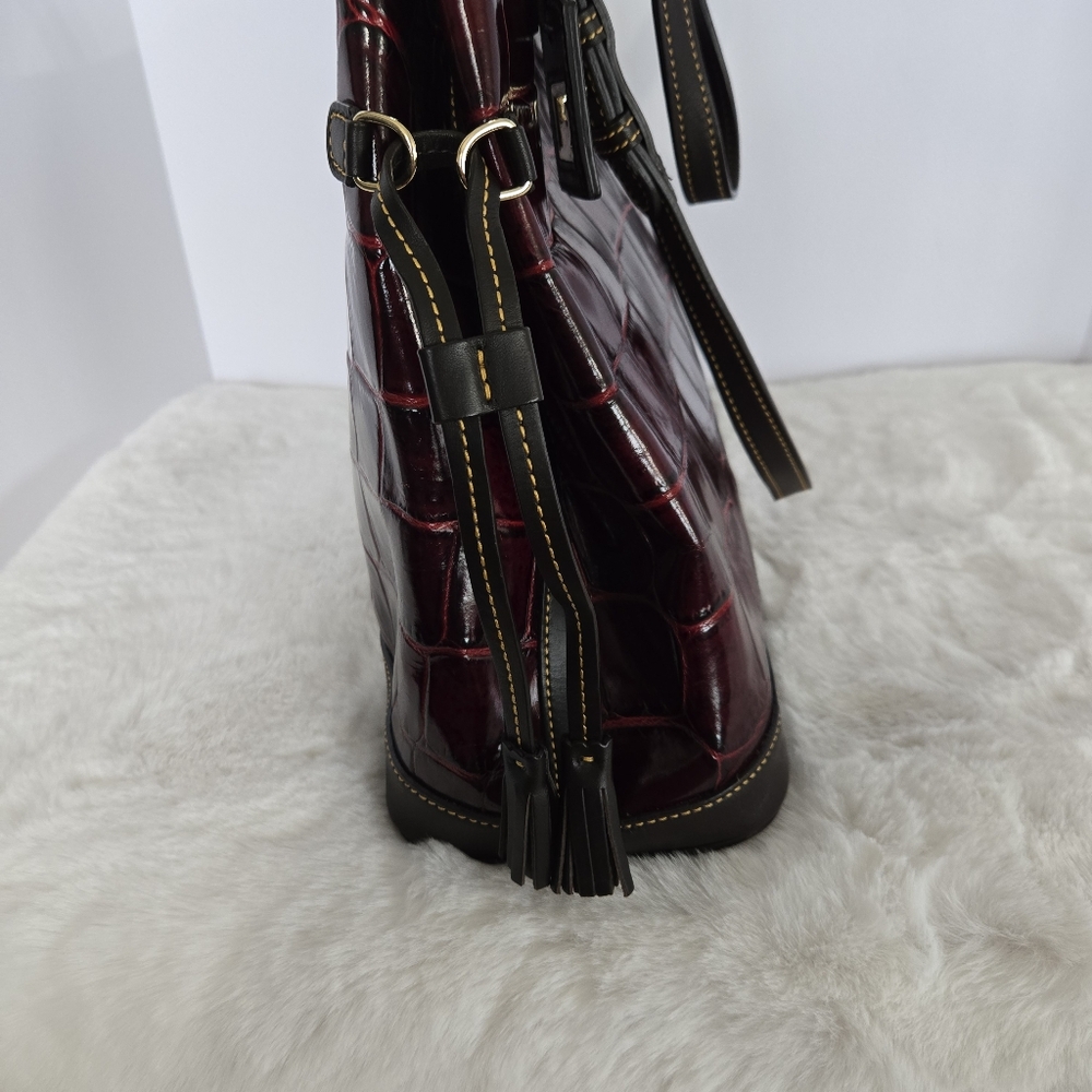 Dooney & Bourke Burgundy Croc Embossed Leather Double Strap Tassel Bag - Picture 8 of 12